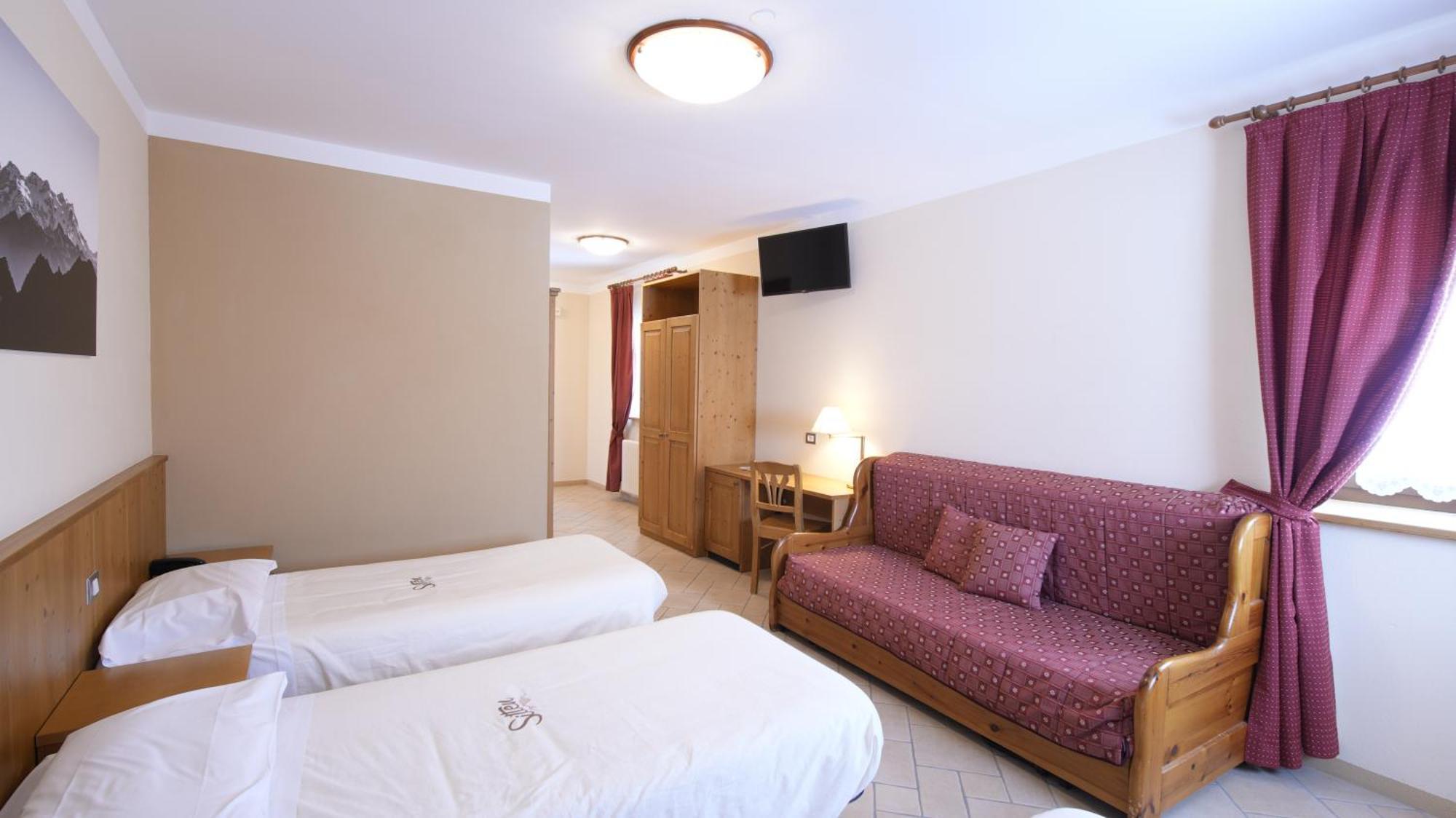 Albergo Ristoro Sitten - 2300 Mt غريسّوني لا ترينيتي المظهر الخارجي الصورة