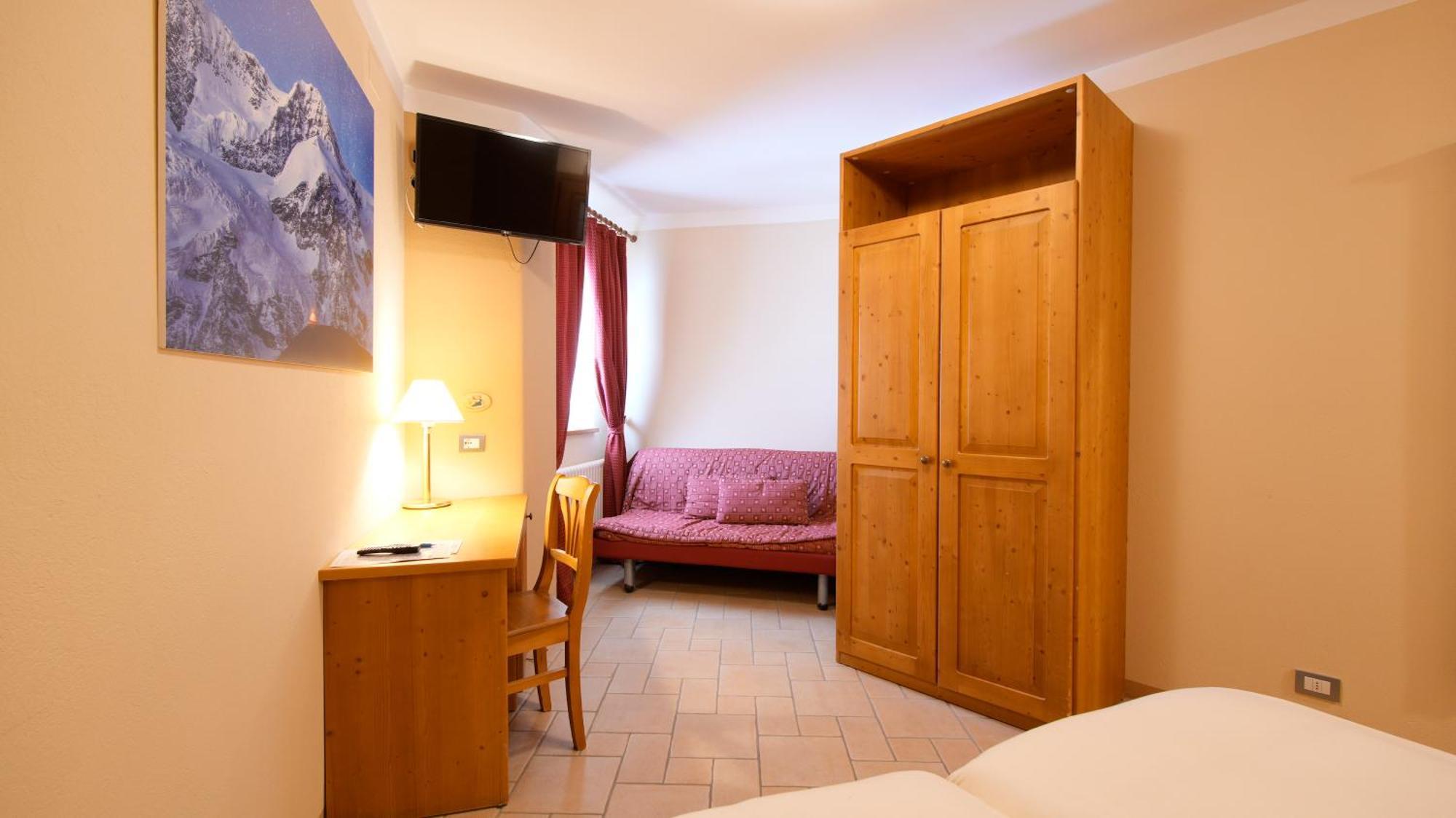 Albergo Ristoro Sitten - 2300 Mt غريسّوني لا ترينيتي المظهر الخارجي الصورة
