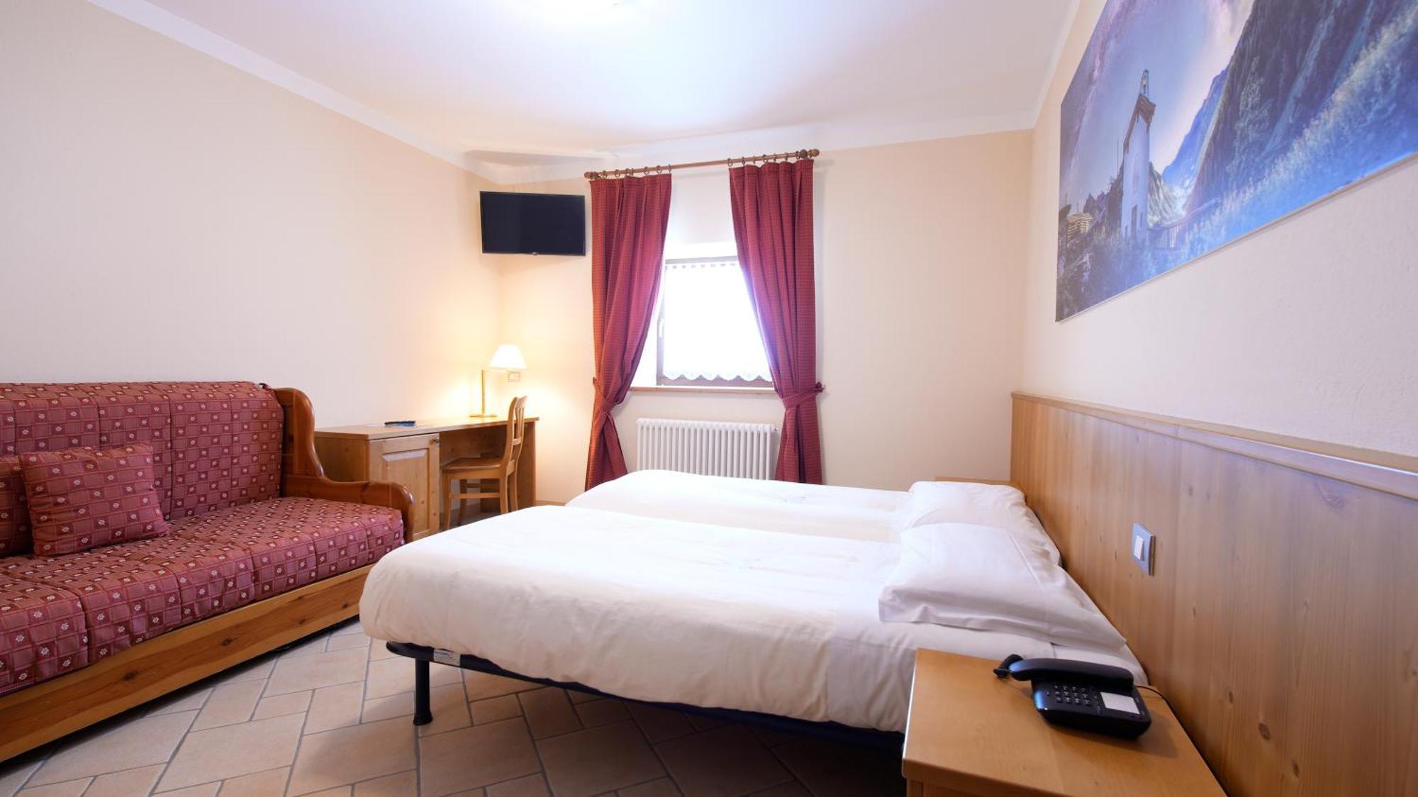 Albergo Ristoro Sitten - 2300 Mt غريسّوني لا ترينيتي المظهر الخارجي الصورة