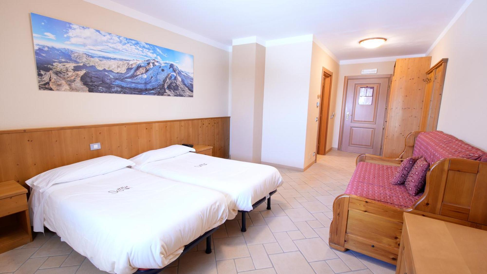 Albergo Ristoro Sitten - 2300 Mt غريسّوني لا ترينيتي المظهر الخارجي الصورة